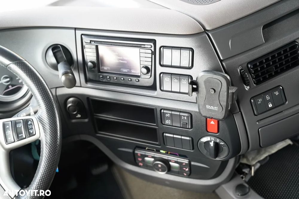 DAF XF 530 / RETARDER / I-PARK COOL / CABINĂ SUPER SPACE / - 29