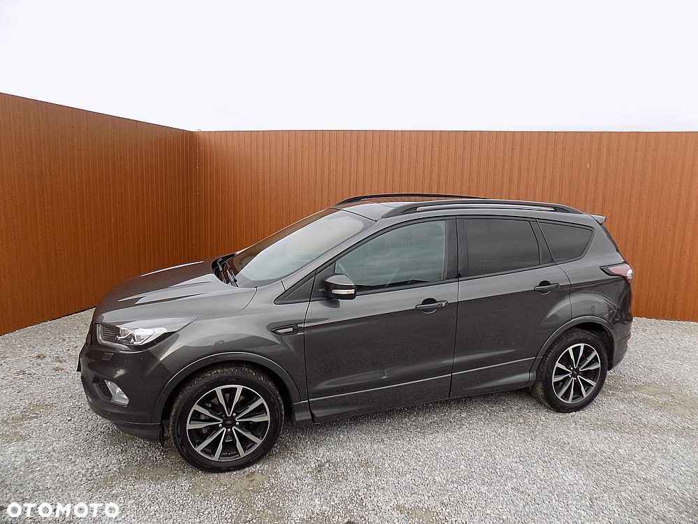 Ford Kuga 2.0 TDCi 2x4 ST-Line - 33