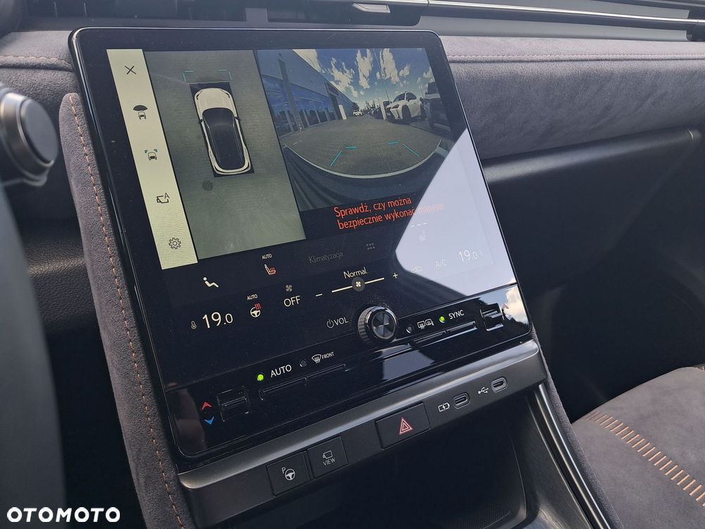 Lexus LBX 1.5 Hybrid Cool - 14