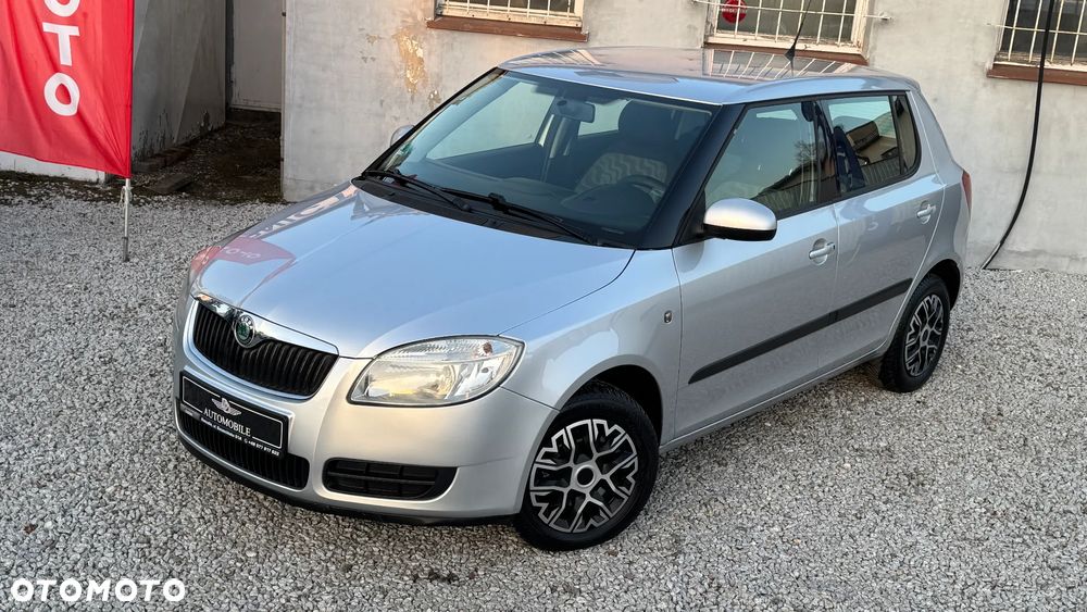 Skoda Fabia 1.2 HTP STYLE EDITION - 21