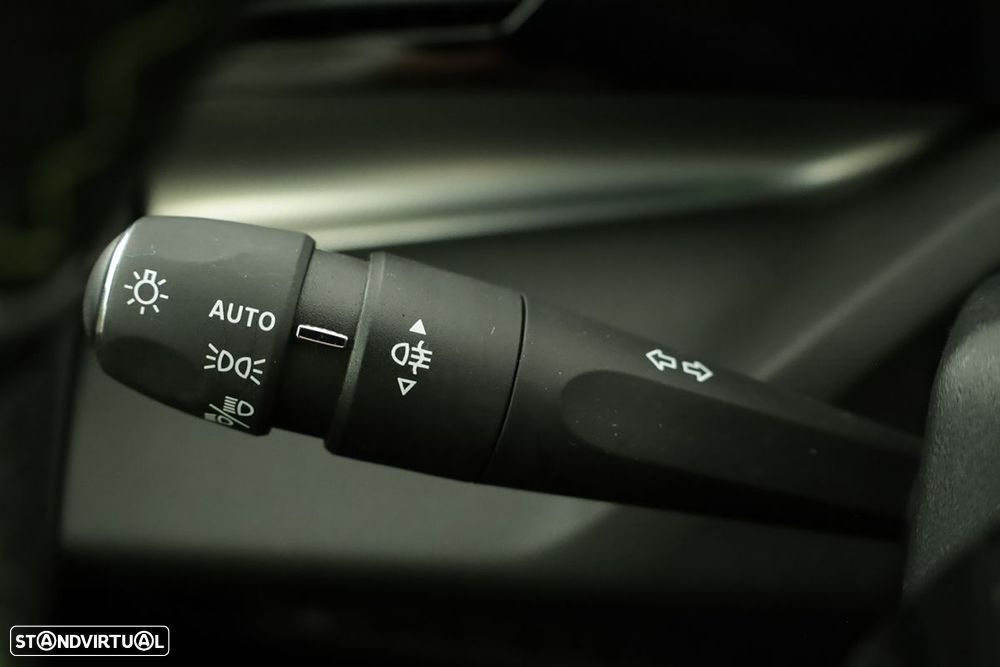 Peugeot 308 SW 1.2 PureTech GT EAT8 - 17