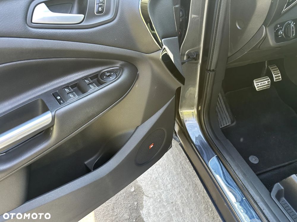 Ford Kuga 2.0 EcoBlue TITANIUM - 18