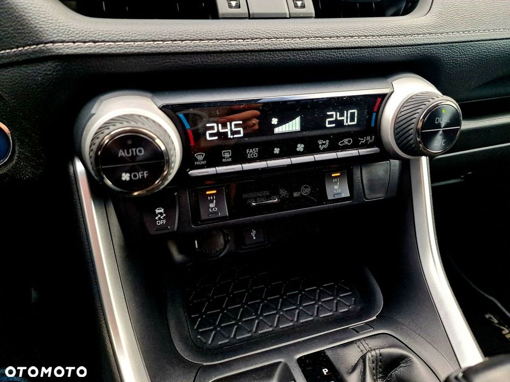 Toyota RAV4 - 25