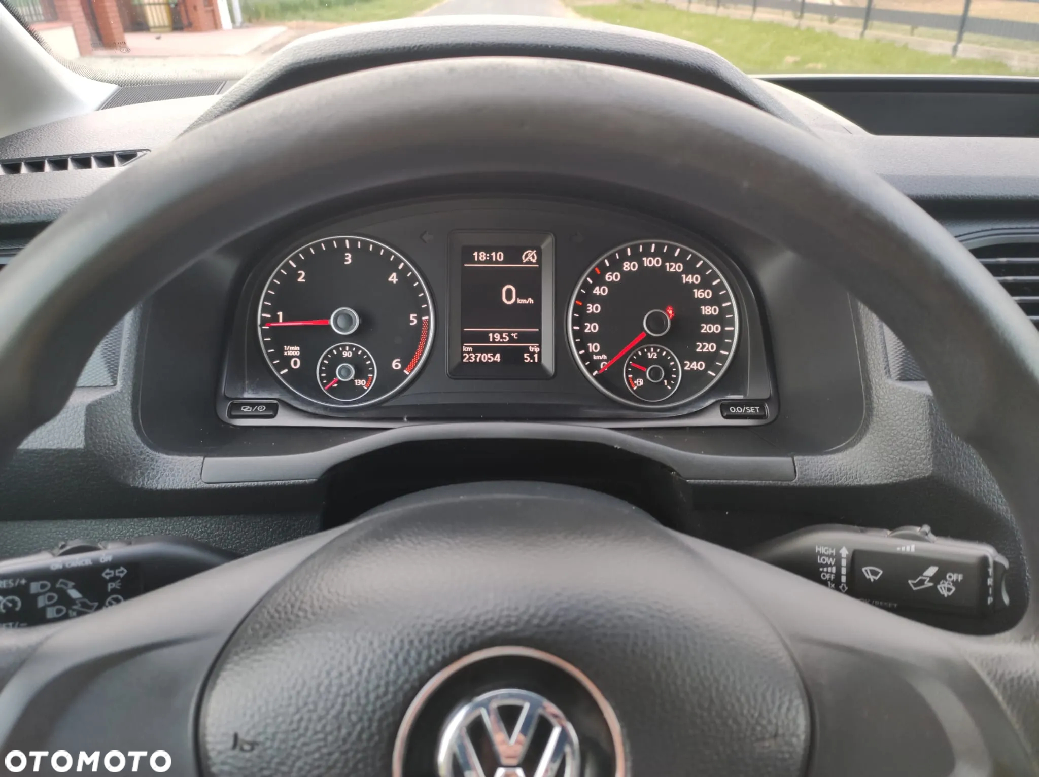 Volkswagen Caddy Maxi - 18