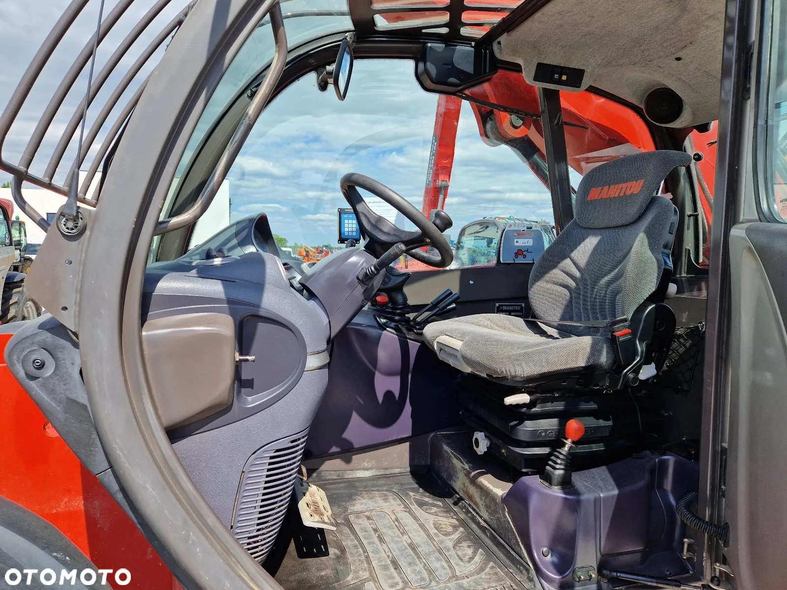 Manitou MT 1440 R393 jak JCB 540-140 - 11