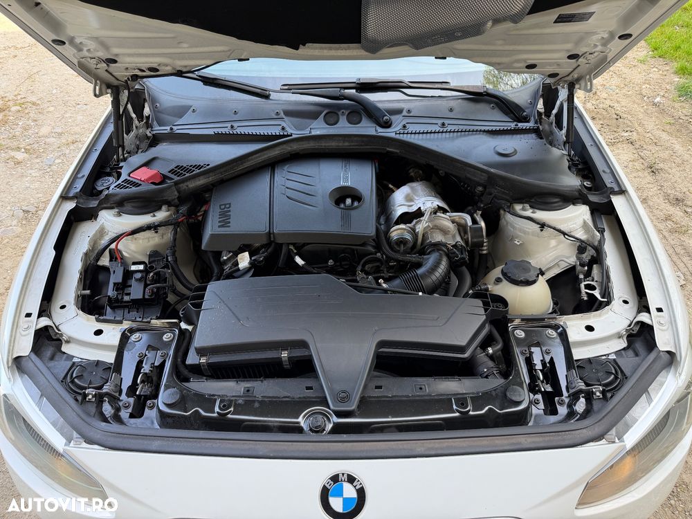 BMW Seria 1 114i Sport Line - 13