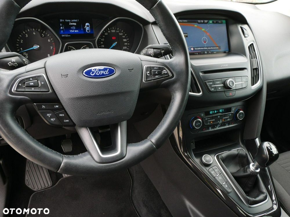 Ford Focus Turnier 1.0 EcoBoost Start-Stopp-System TITANIUM - 18