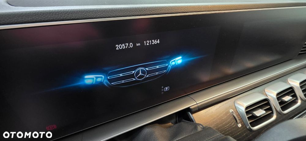 Mercedes-Benz GLE - 10