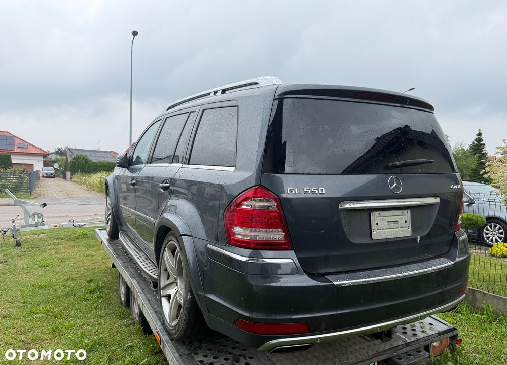 Mercedes-Benz GL 500 - 2