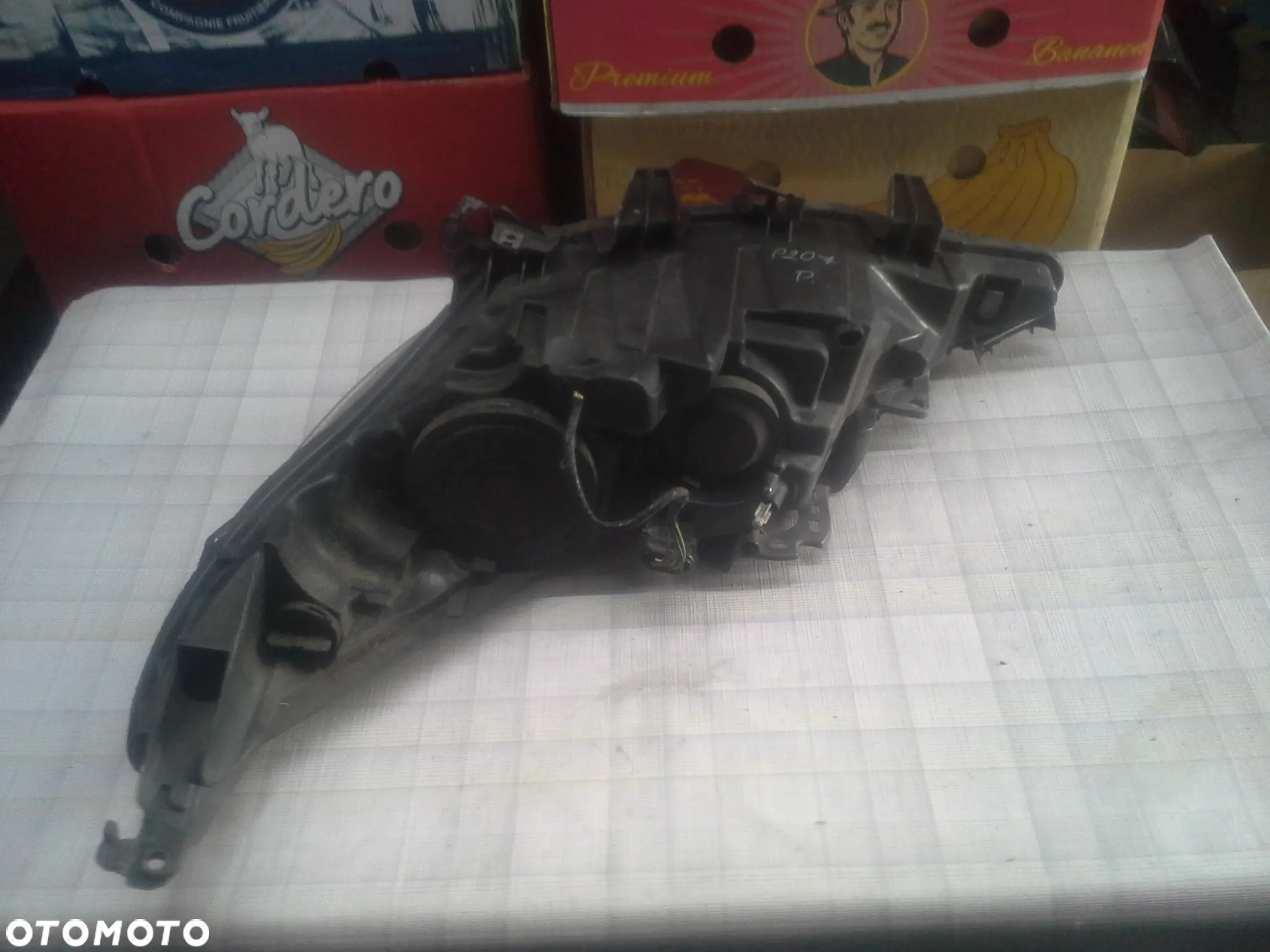 Peugeot 207 lampy przednie reflektory 9649986280  9649986180 - 12