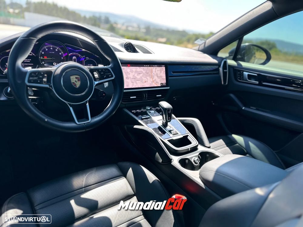 Porsche Cayenne Coupé E-Hybrid - 32