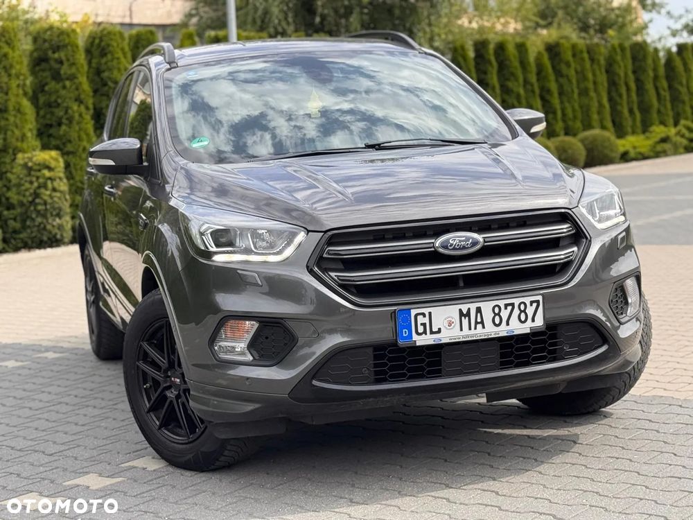 Ford Kuga 1.5 EcoBoost 2x4 ST-Line - 8