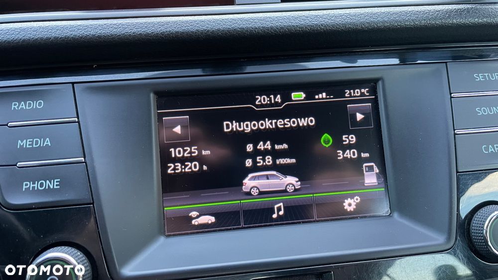 Skoda Fabia 1.0 TSI Style Color - 24