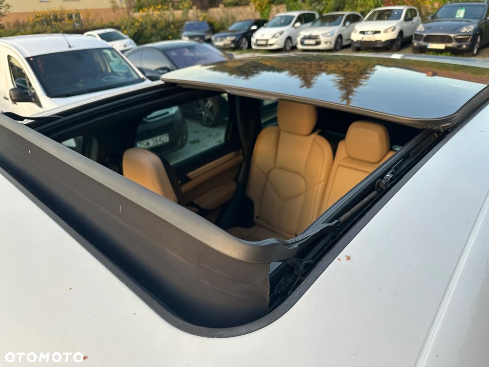 Porsche Cayenne - 15