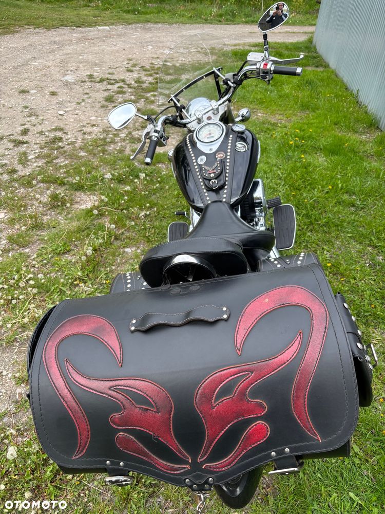 Yamaha XVS - 6