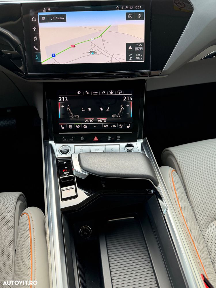 Audi Q8 55 quattro Advanced - 27