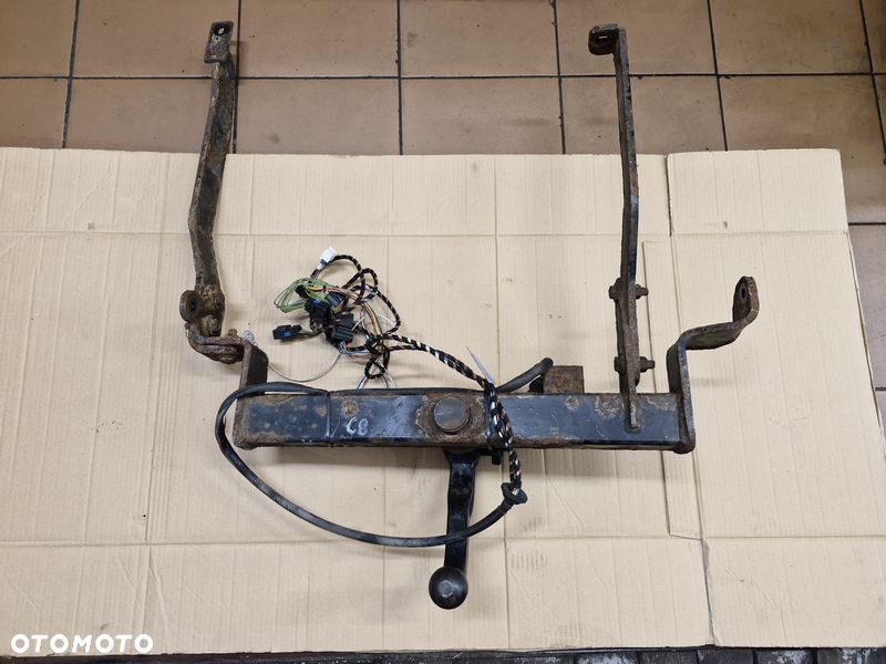 citroen c8 hak holowniczy wiązka instalacja - 2