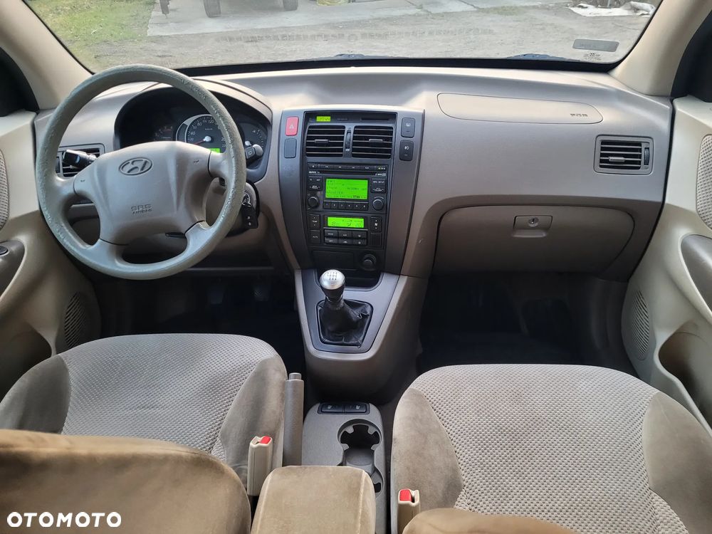 Hyundai Tucson 2.0 CRDi Premium - 9