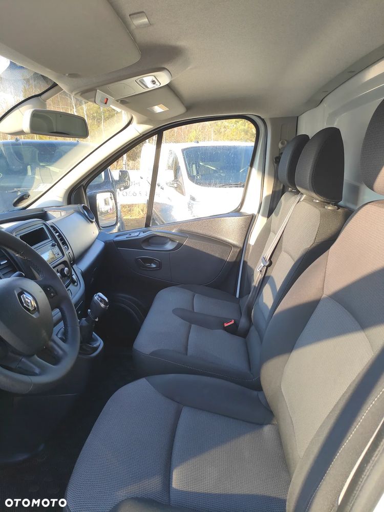 Renault TRAFIC 2020r 2,0 DCI 120KM L1H1 EURO VI DUBEL DRZWI CENA BRUTTO VAT 23% - 19