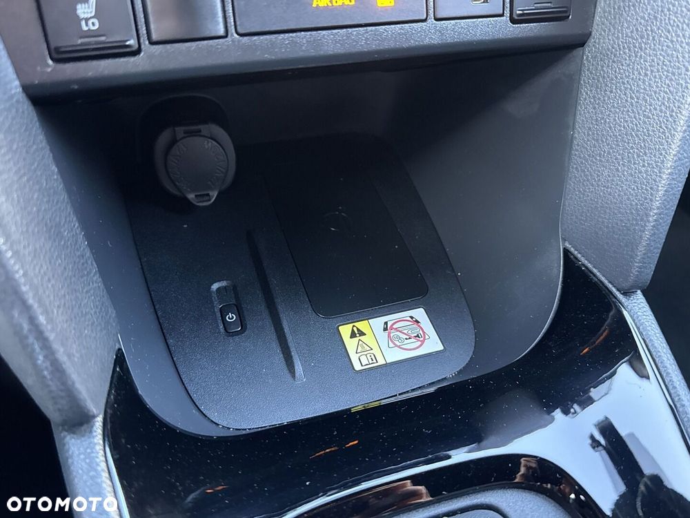 Toyota Yaris Cross Hybrid 1.5 Adventure - 32