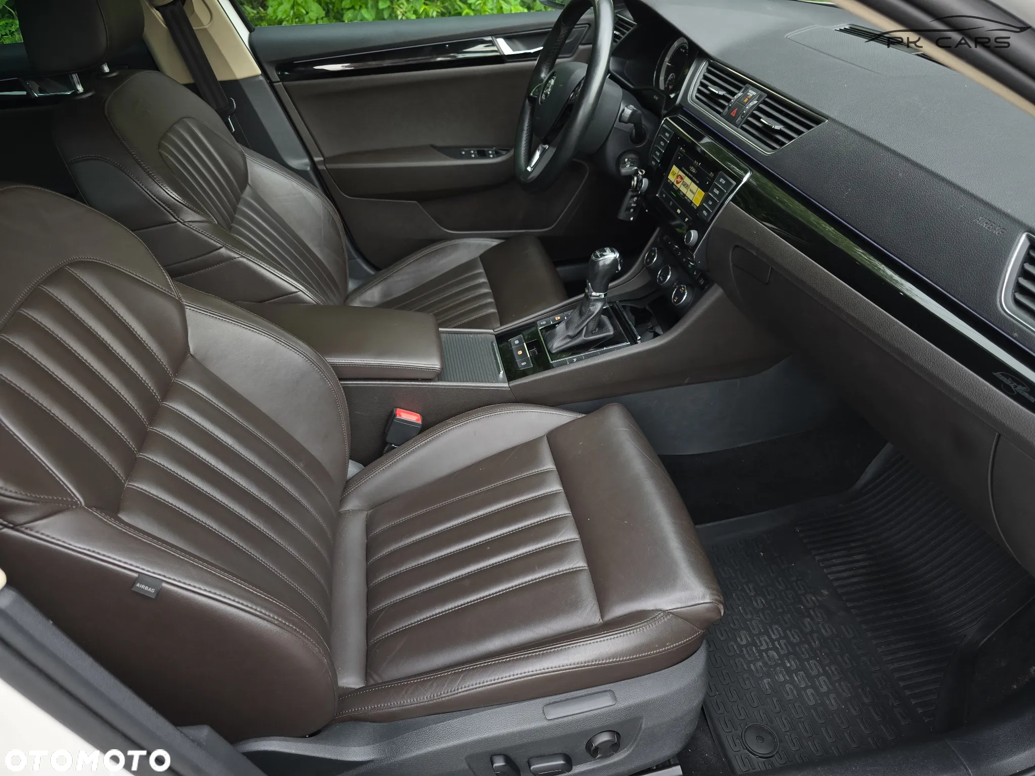 Skoda Superb Combi 2.0 TDI 4x4 DSG L&K - 33