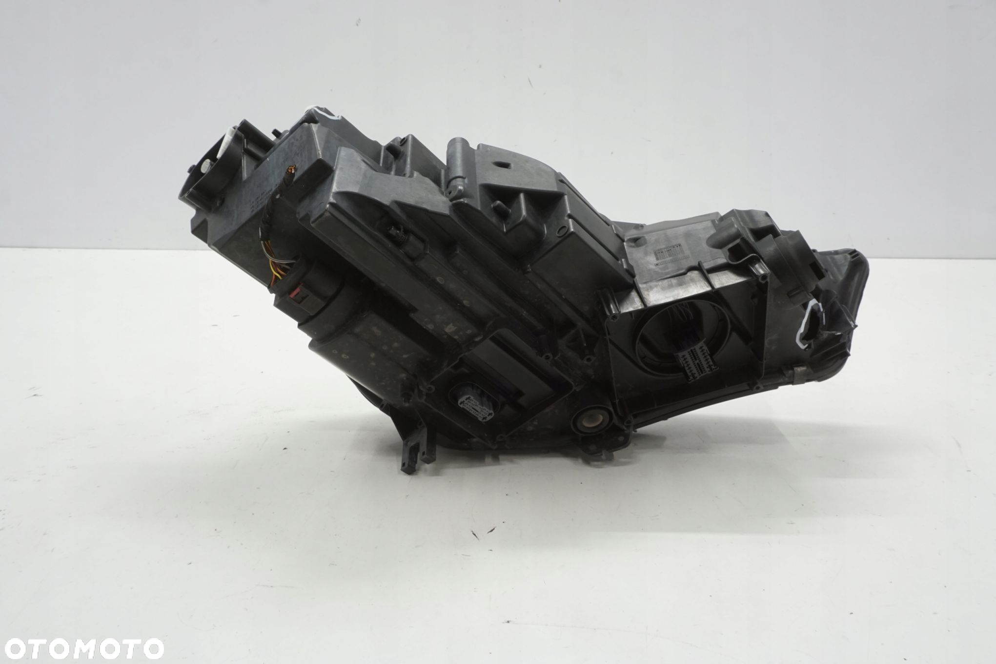 AUDI A4 B9 15R LAMPA LEWY PRZÓD MATRIX ANGLIK UK 8W0941033A - 8