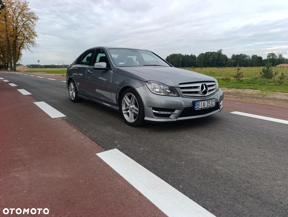 Mercedes-Benz Klasa C 180 CDI DPF (BlueEFFICIENCY) 7G-TRONIC Avantgarde - 6