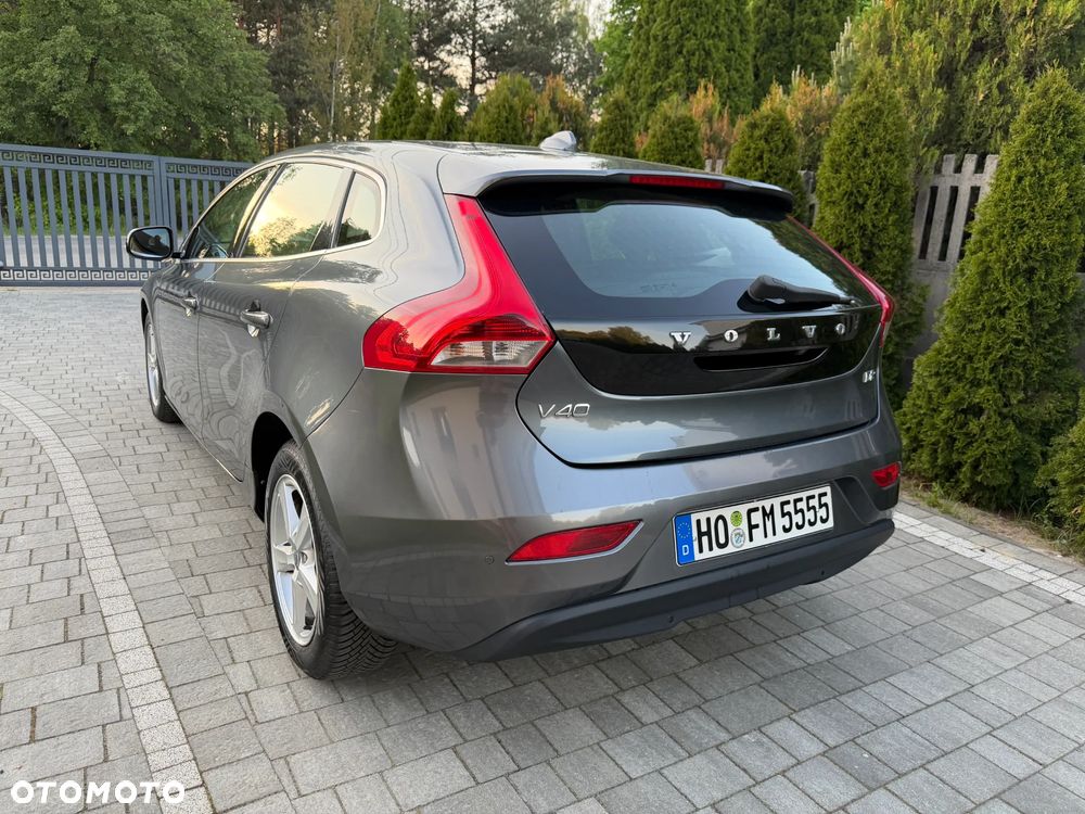 Volvo V40 D2 Momentum - 7