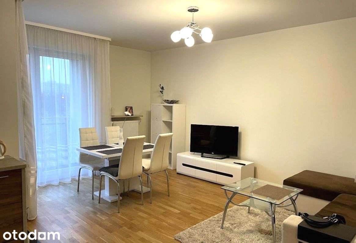 Gocław | 2 pokoje | komórka | garaż