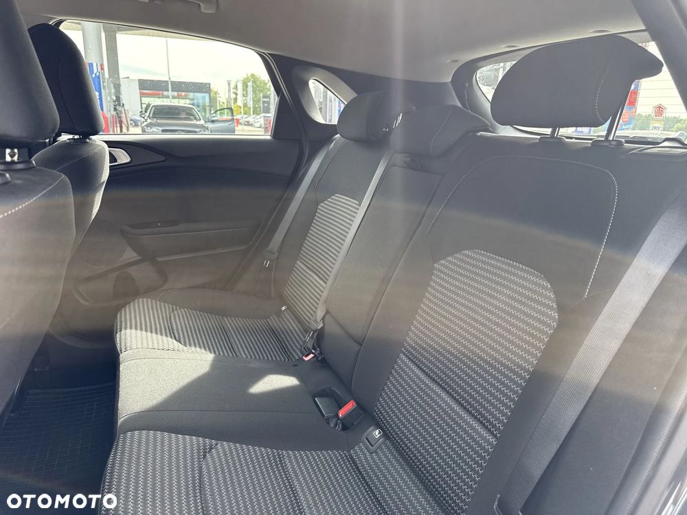 Kia Ceed 1.5 T-GDI M DCT - 16