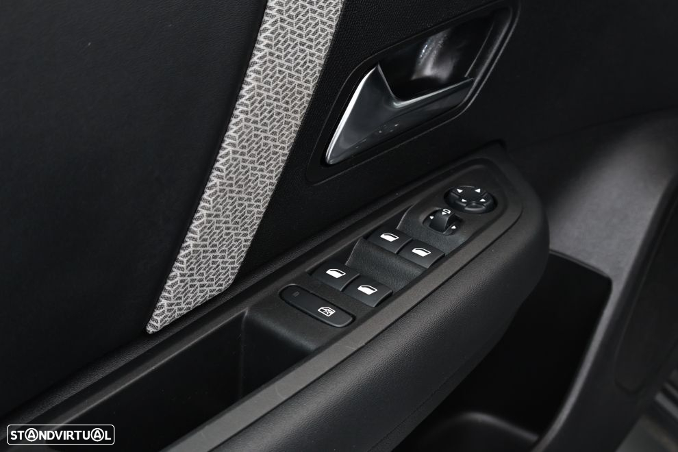 Citroën C4 1.5 BlueHDi Plus EAT8 - 25
