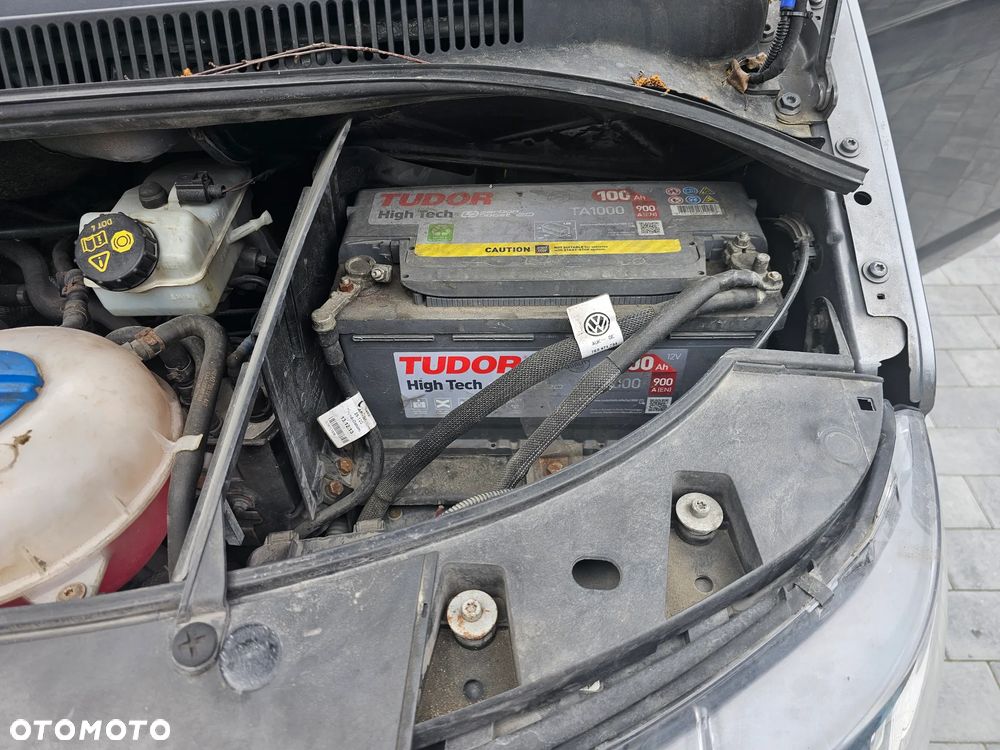 Volkswagen Transporter - 22