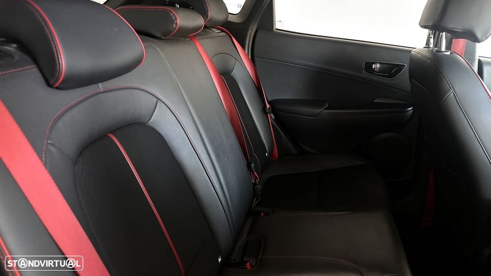 Hyundai Kauai 1.0 T-GDi Pele/Tecido Vermelho - 16