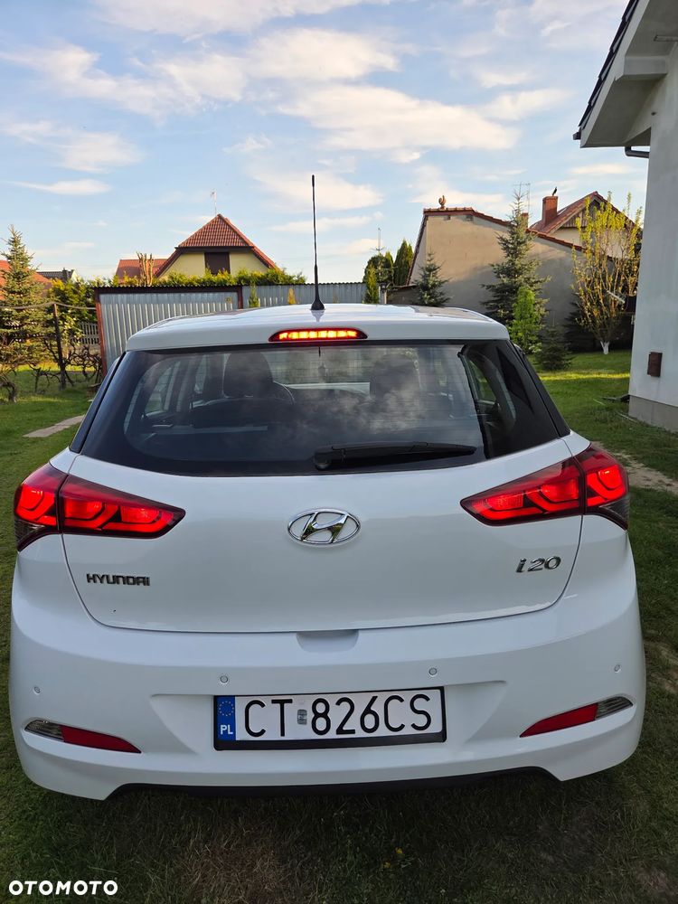 Hyundai i20 1.2 Intro Edition - 21
