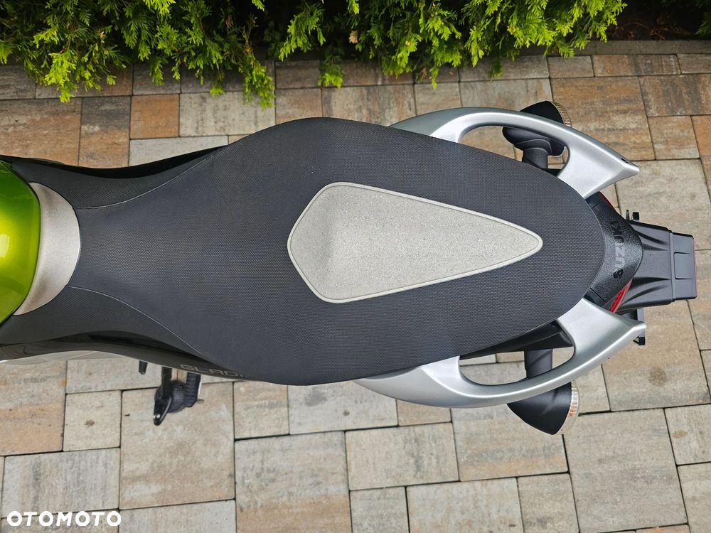 Suzuki Gladius - 16