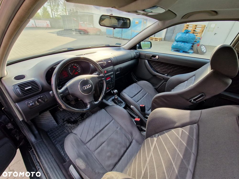 Audi A3 3-drzwiowe 1.9 TDI Ambition - 13