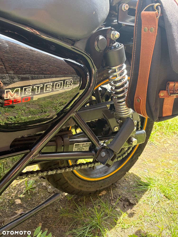 Royal Enfield Meteor - 15