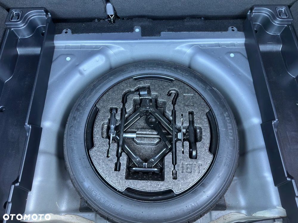 Kia Ceed 1.6 GDI DCT Spirit - 28