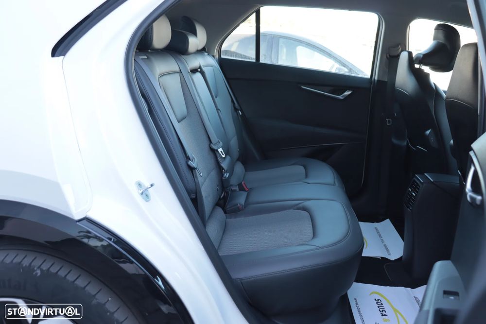 Kia Niro EV 64kWh Tech - 13