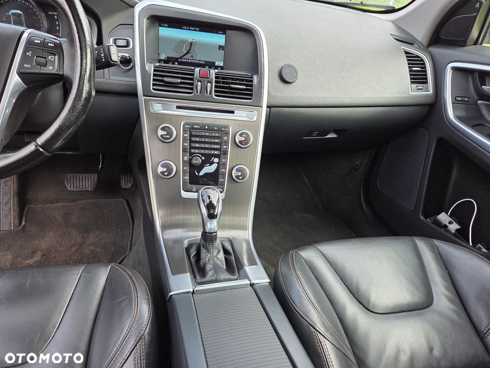 Volvo XC 60 D4 Drive-E Summum - 9