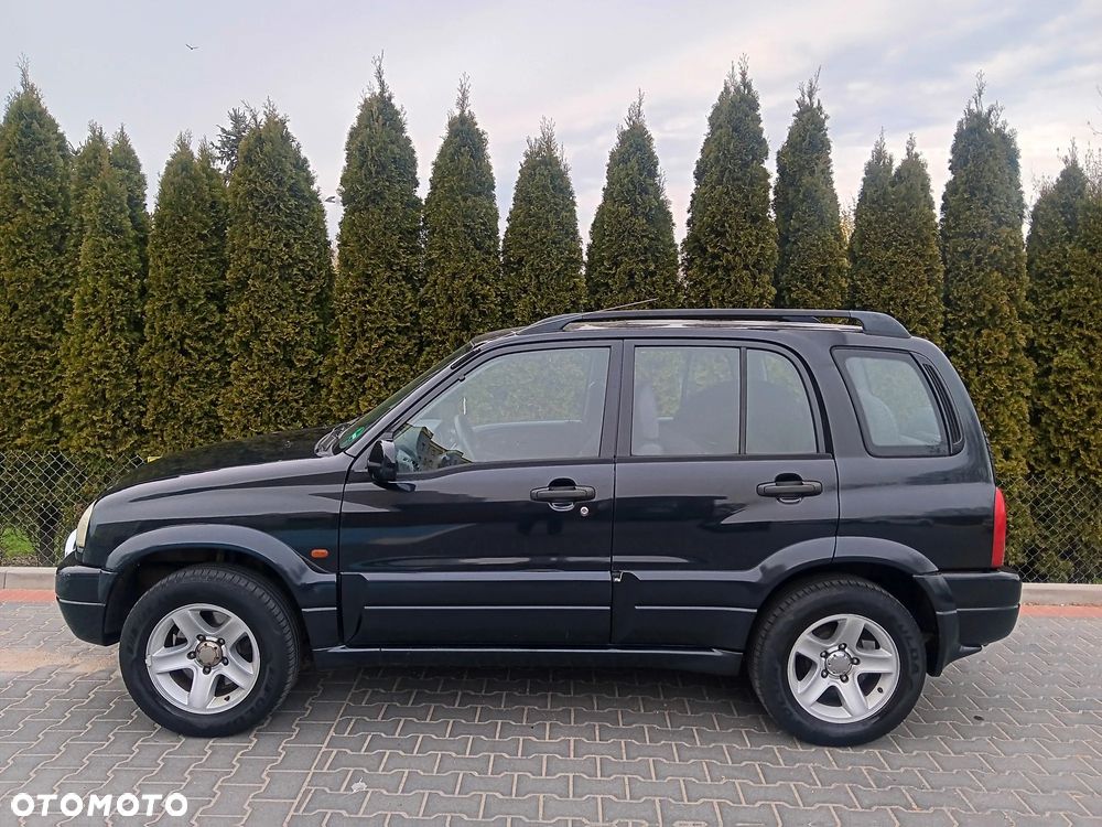 Suzuki Grand Vitara 2.5 V6 Comfort - 2