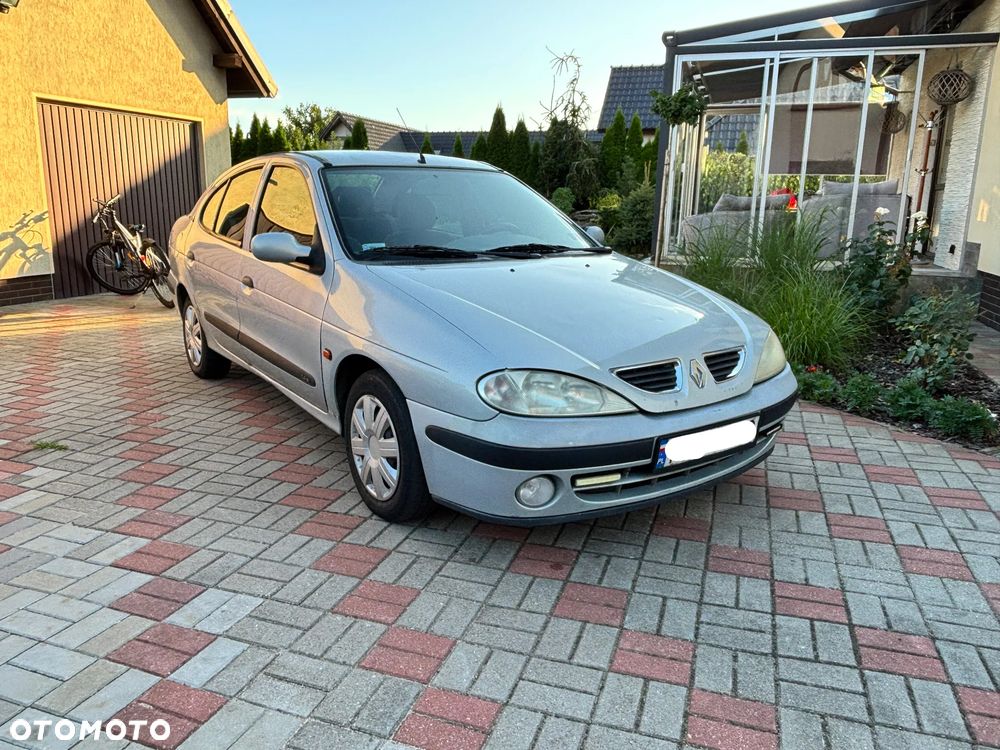 Renault Megane 1.4 16V Expression - 1