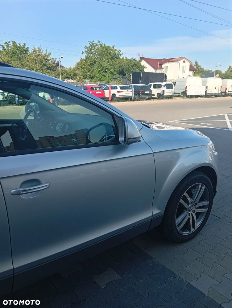 Audi Q7 - 7