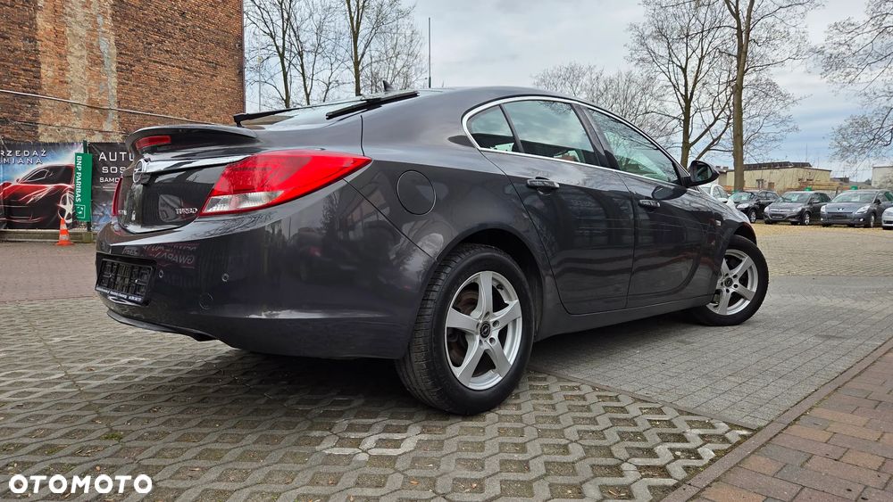 Opel Insignia 1.6 T Cosmo - 3