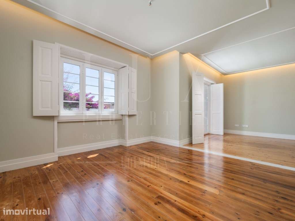 Apartamento T4 | Tv. Nova da Rua António José de Almeida - Grande imagem: 4/41