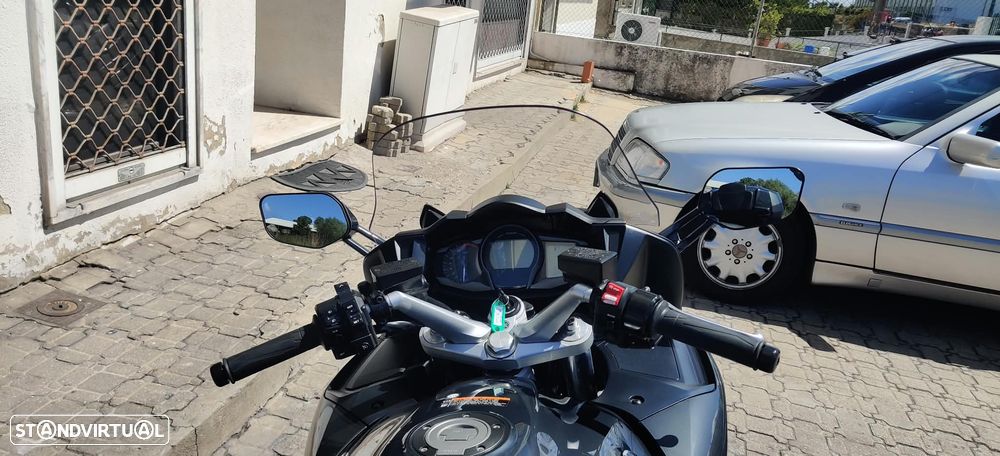Yamaha FJR 1300 - 11
