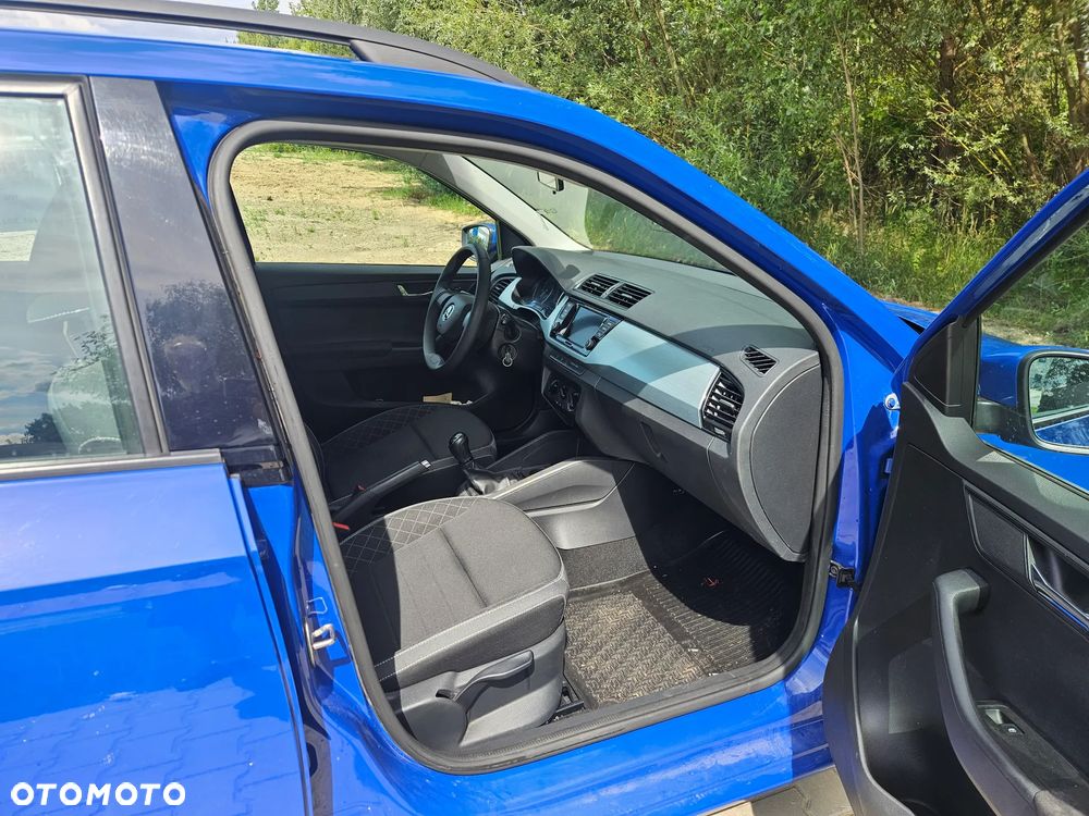 Skoda Fabia 1.0 Ambition - 11