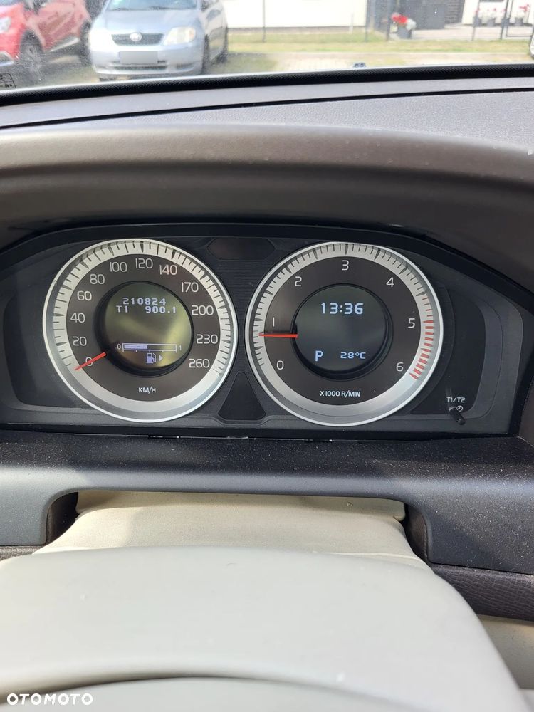 Volvo XC 60 D4 Geartronic Momentum - 5
