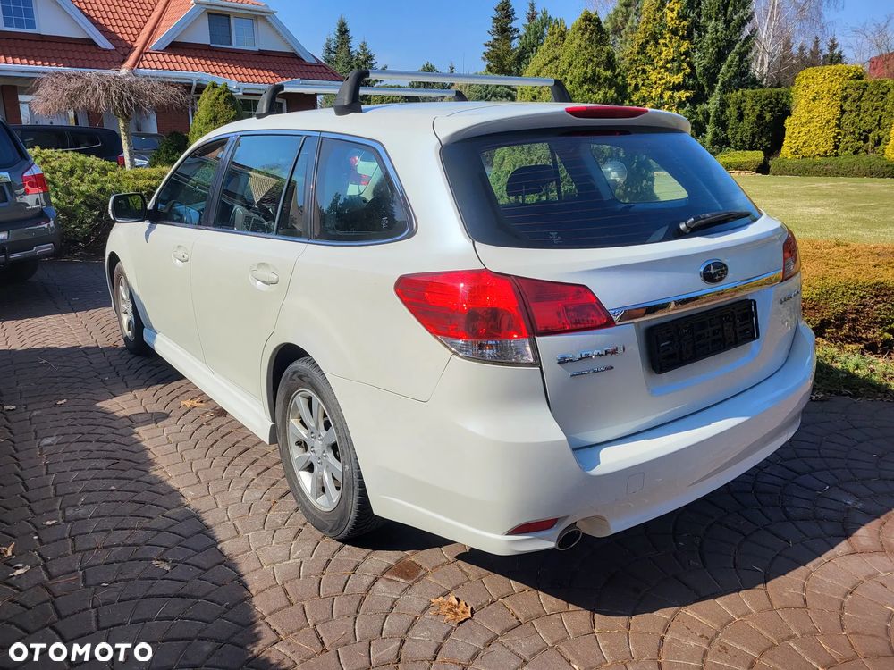 Subaru Legacy Kombi 2.0i Lineartronic Active - 4