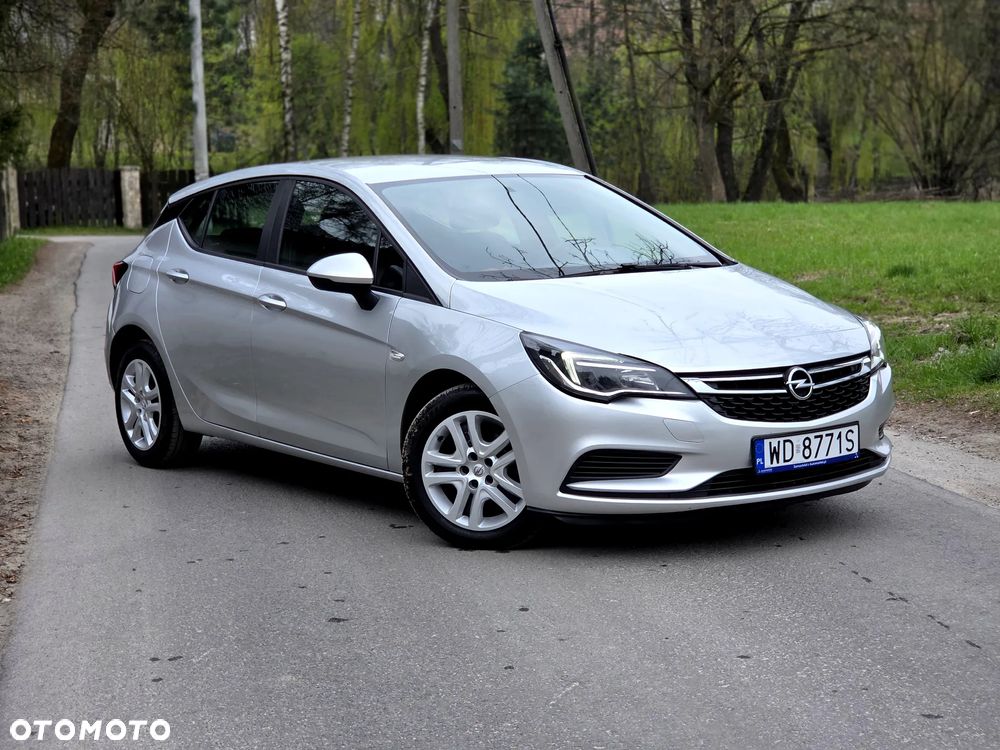 Opel Astra 1.6 CDTI Elite S&S - 18